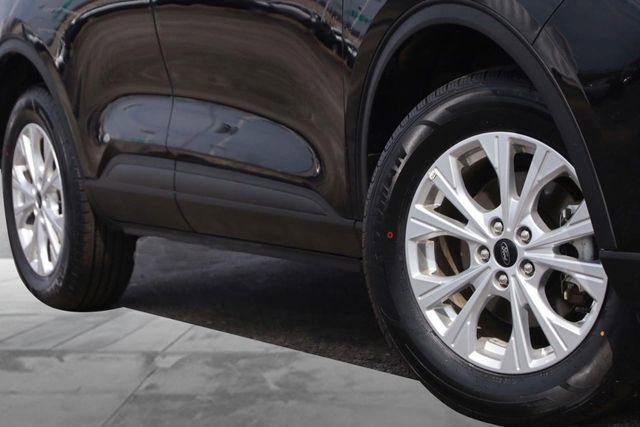 Certified 2025 Ford Escape Active AWD/4WD image 3