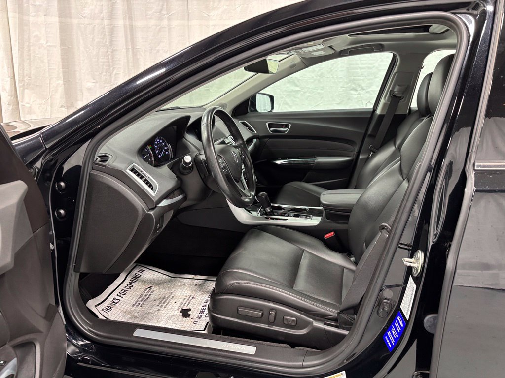 Used 2020 Acura TLX FWD image 10