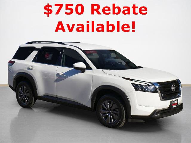 Certified 2025 Nissan Pathfinder SV