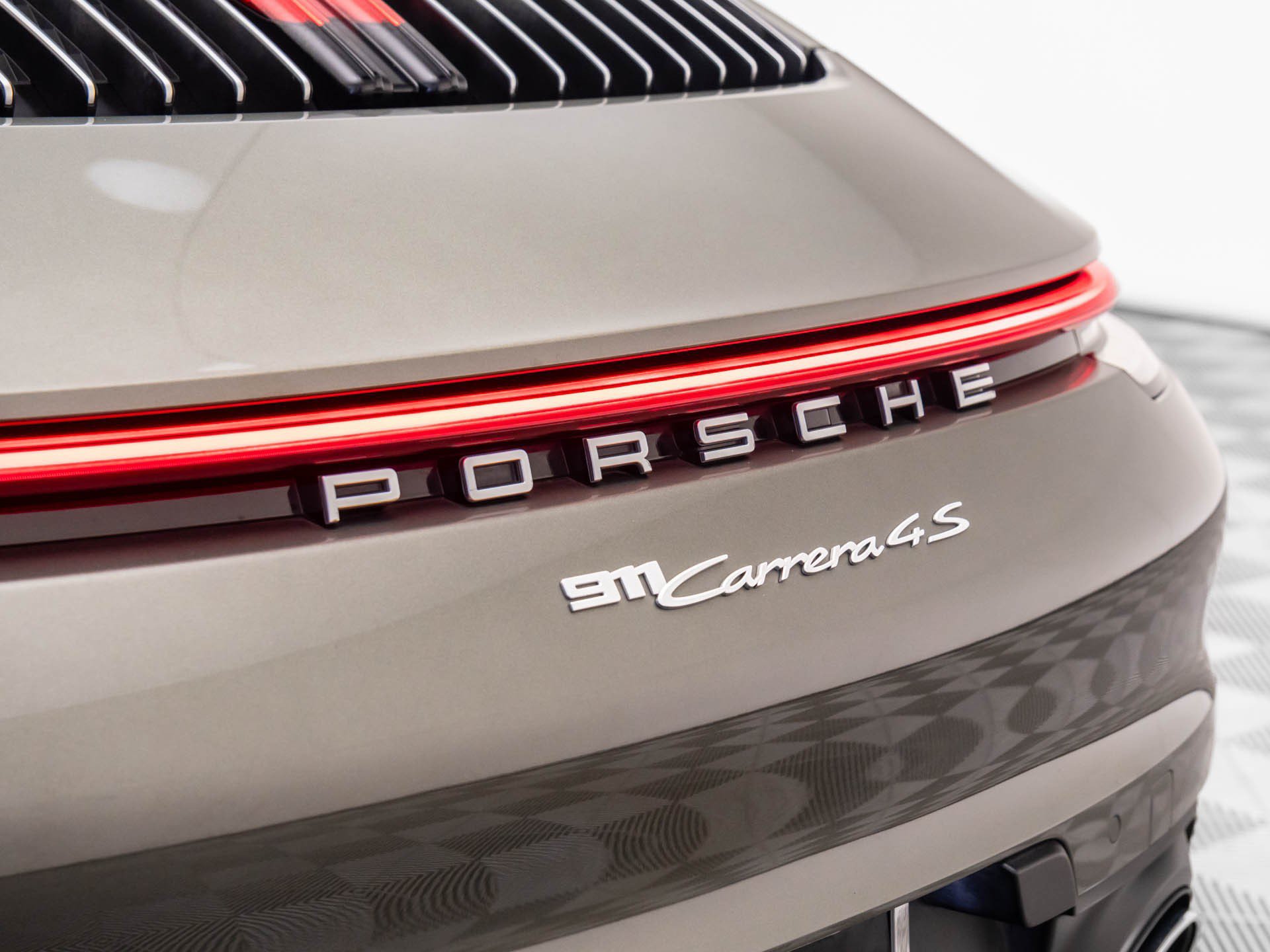 Certified 2020 Porsche 911 Carrera 4S AWD/4WD image 35