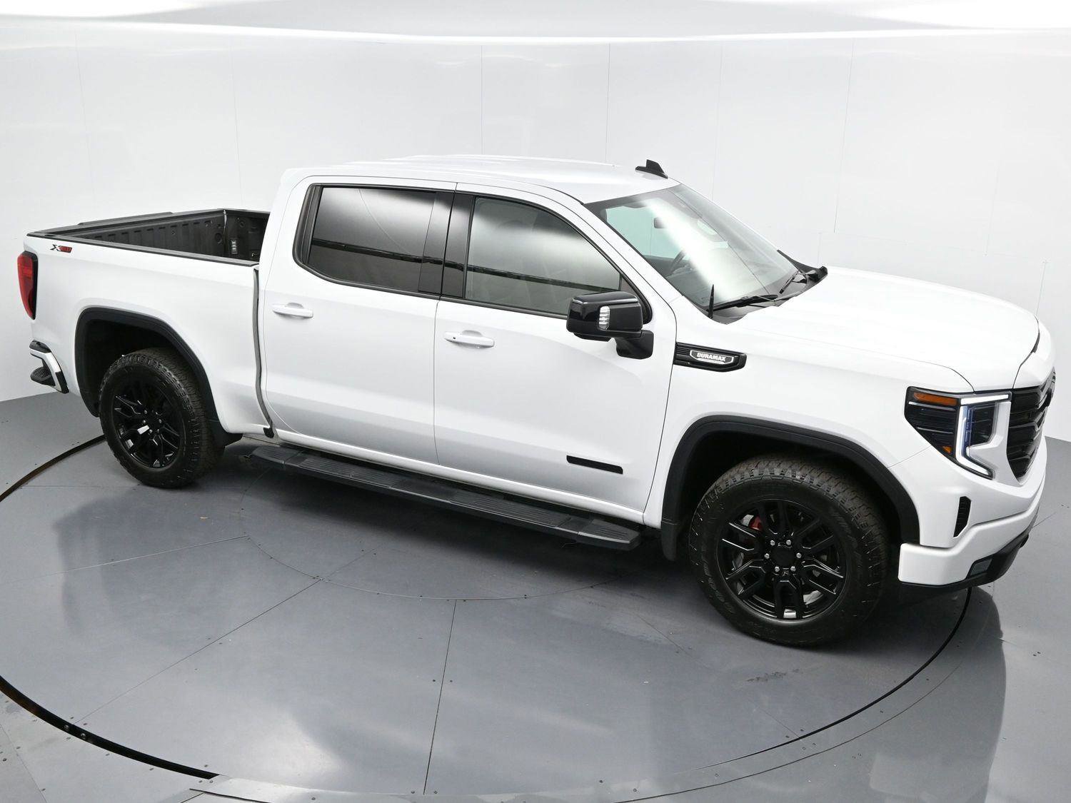 Used 2023 GMC Sierra 1500 Elevation w/ Elevation Premium Package image 38