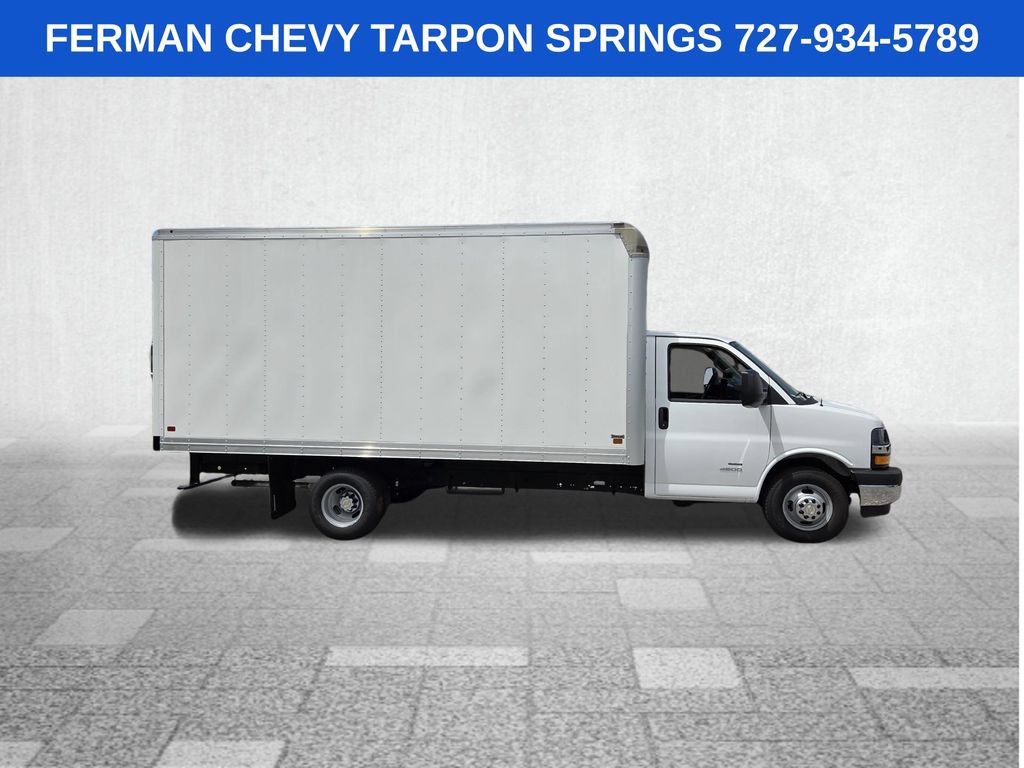 New 2026 Chevrolet Express 4500 w/ Power Convenience Package RWD image 11
