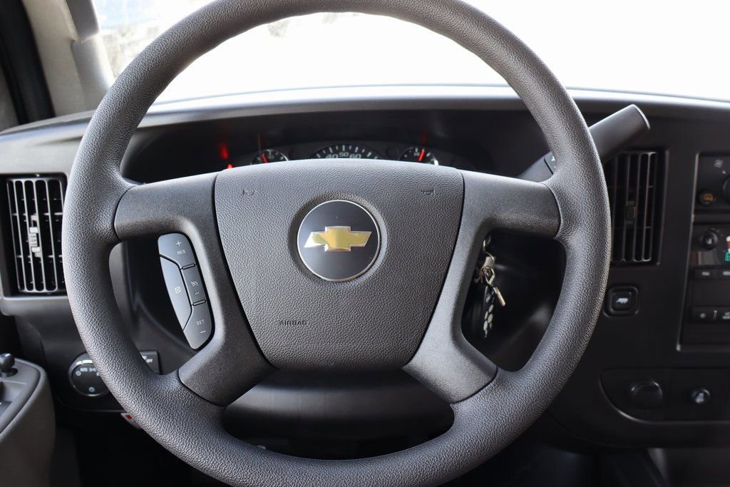 New 2026 Chevrolet Express 3500 Work Van w/ Power Convenience Package image 13
