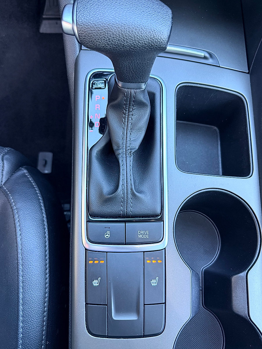 Used 2020 Kia Optima SE FWD image 28