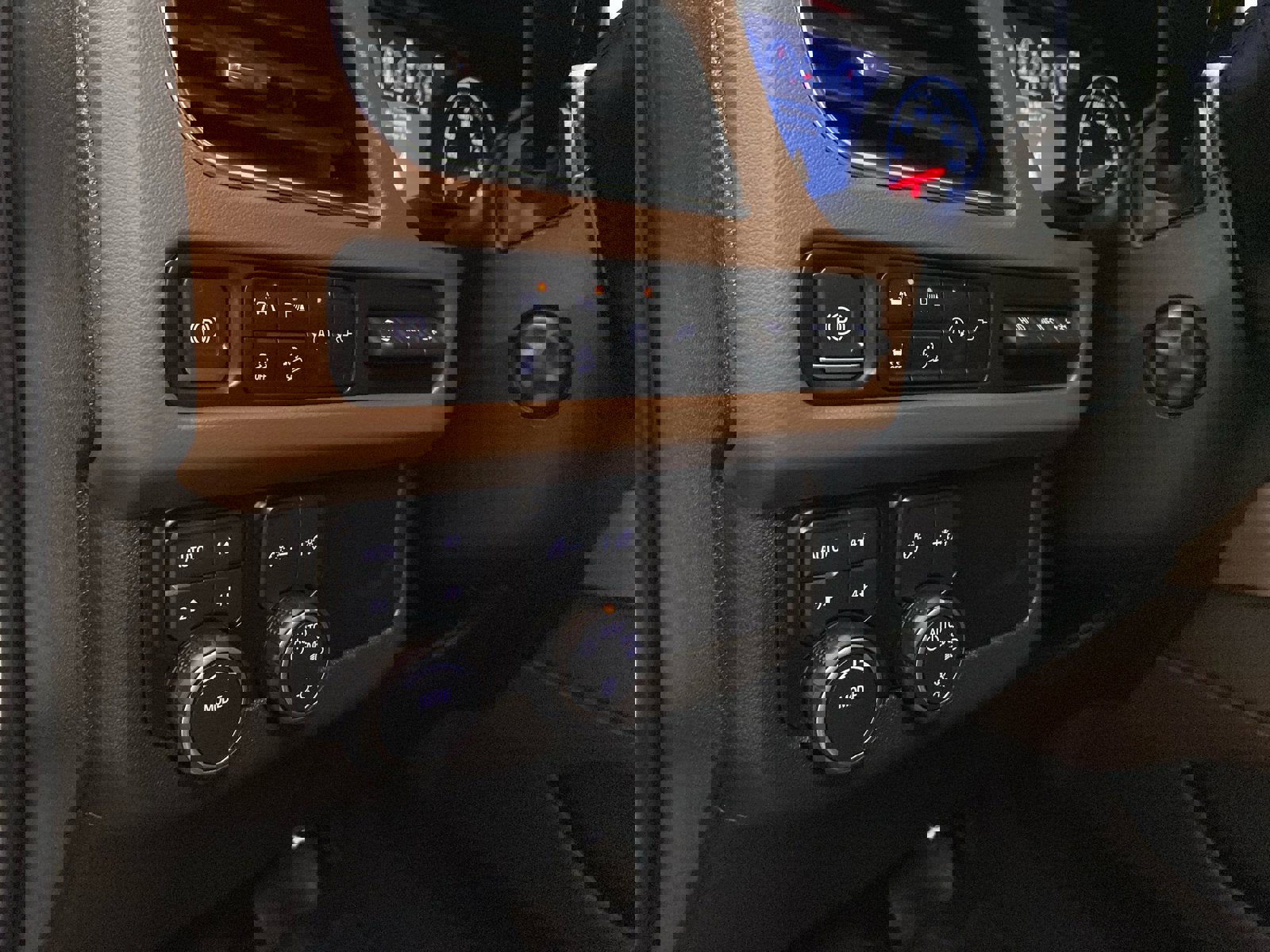 Used 2021 Chevrolet Tahoe High Country image 21