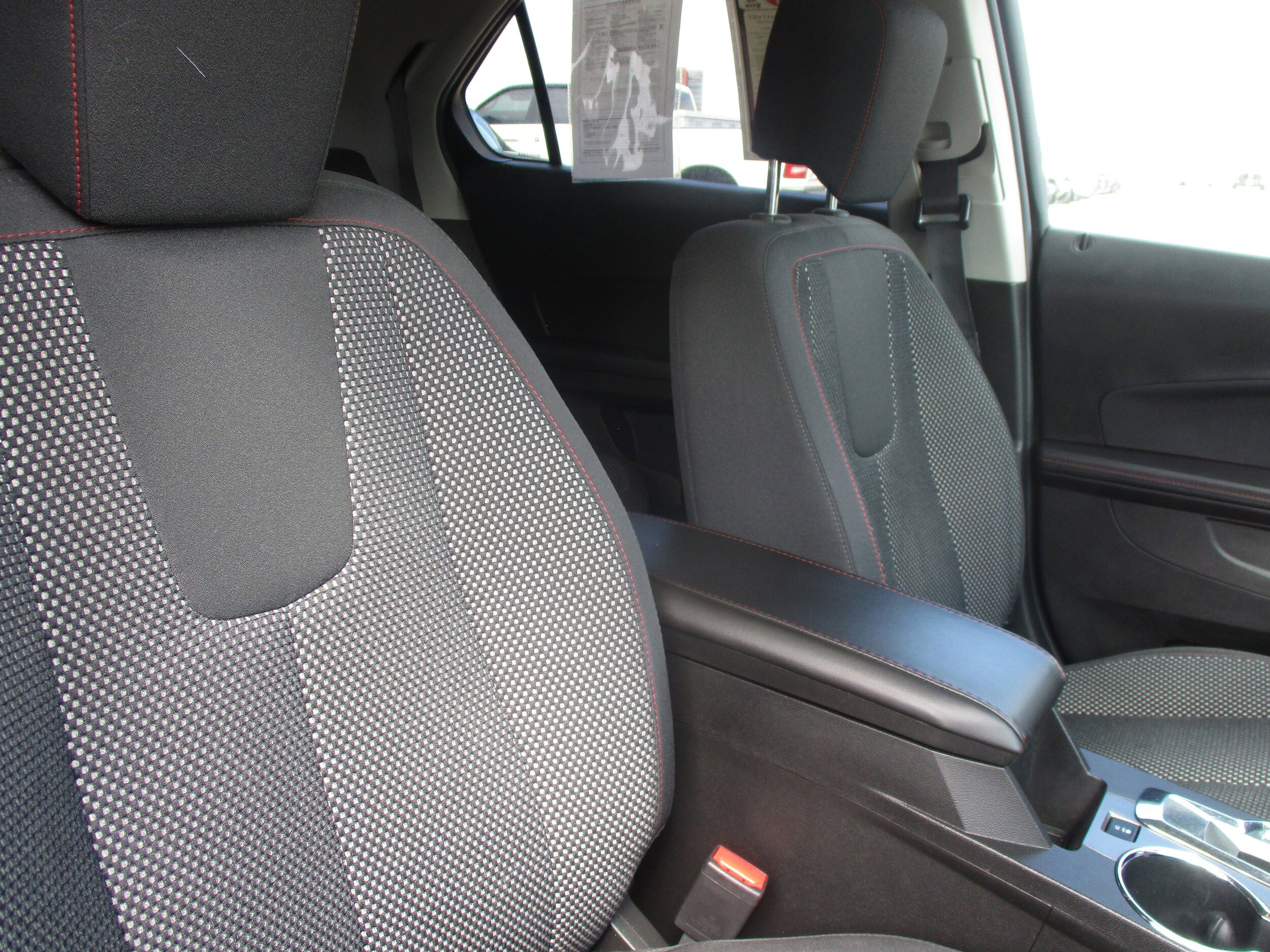 Used 2012 Chevrolet Equinox LT FWD image 30