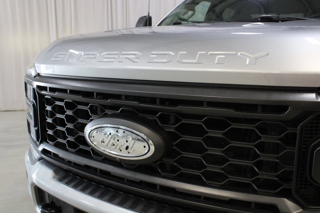 Used 2023 Ford F350 XL w/ STX Appearance Package AWD/4WD image 31