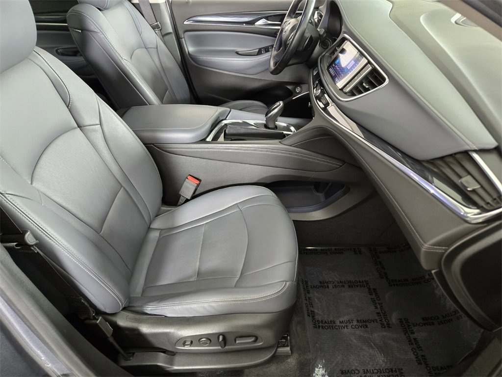 Used 2020 Buick Enclave Premium w/ Sun and Sites Package image 21