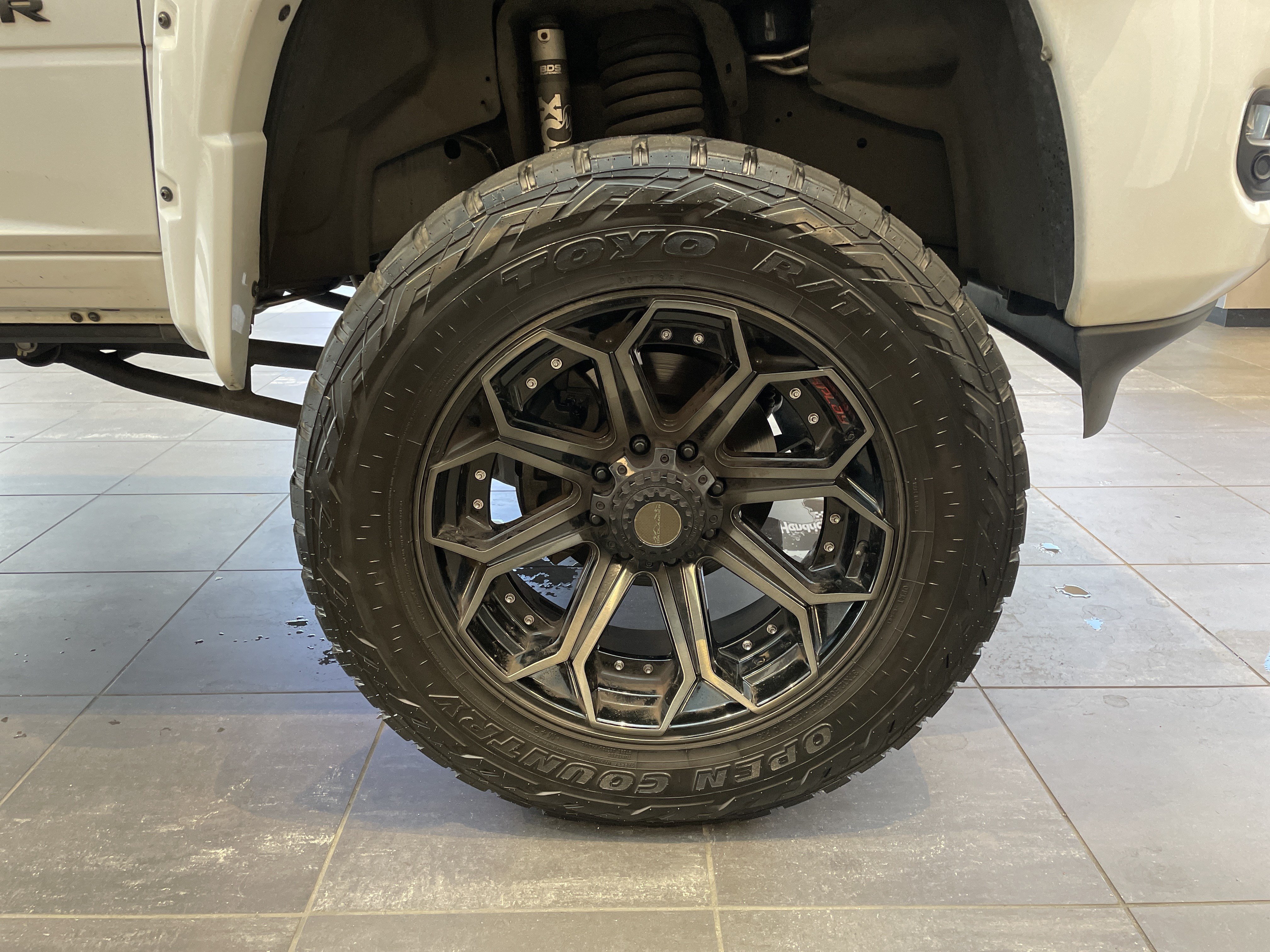 Used 2022 RAM 2500 Big Horn w/ Level C Equiment Group AWD/4WD image 14