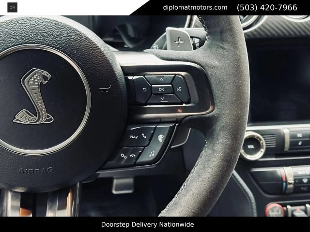 Used 2021 Ford Mustang Shelby GT500 w/ Carbon Fiber Track Pack RWD image 25