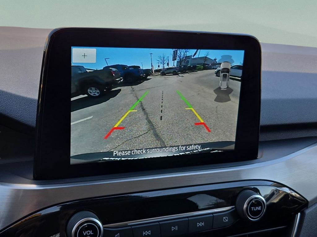 Used 2022 Ford Escape Titanium image 34