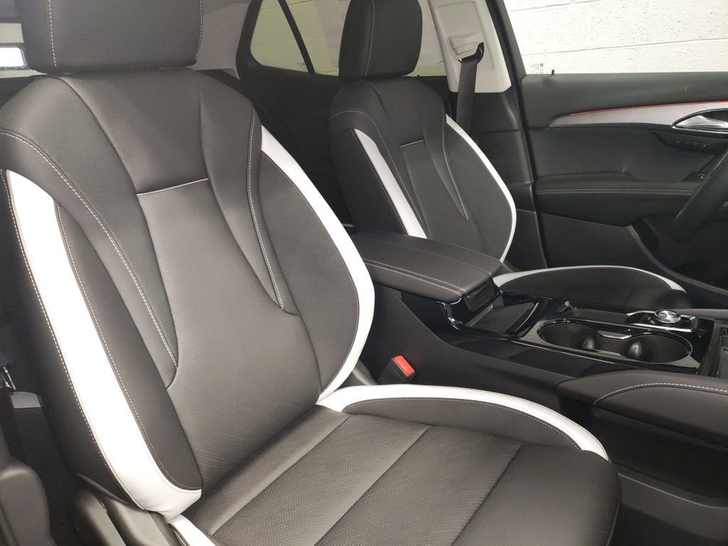 New 2026 Buick Envision Sport Touring image 9