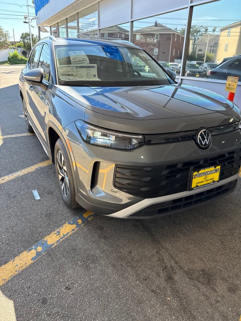 New 2026 Volkswagen Tiguan S AWD/4WD image 3