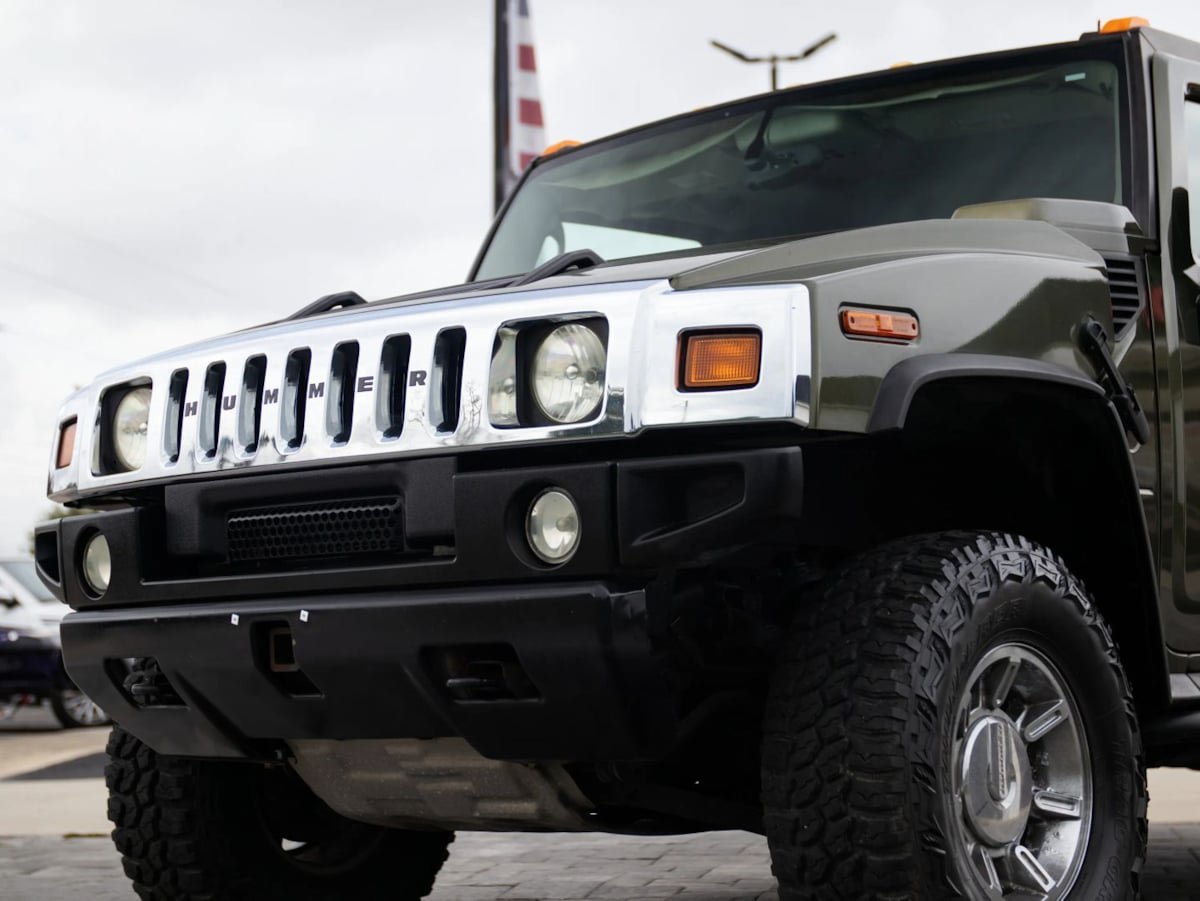 Used 2003 HUMMER H2 w/ Preferred Equipment Group AWD/4WD image 7