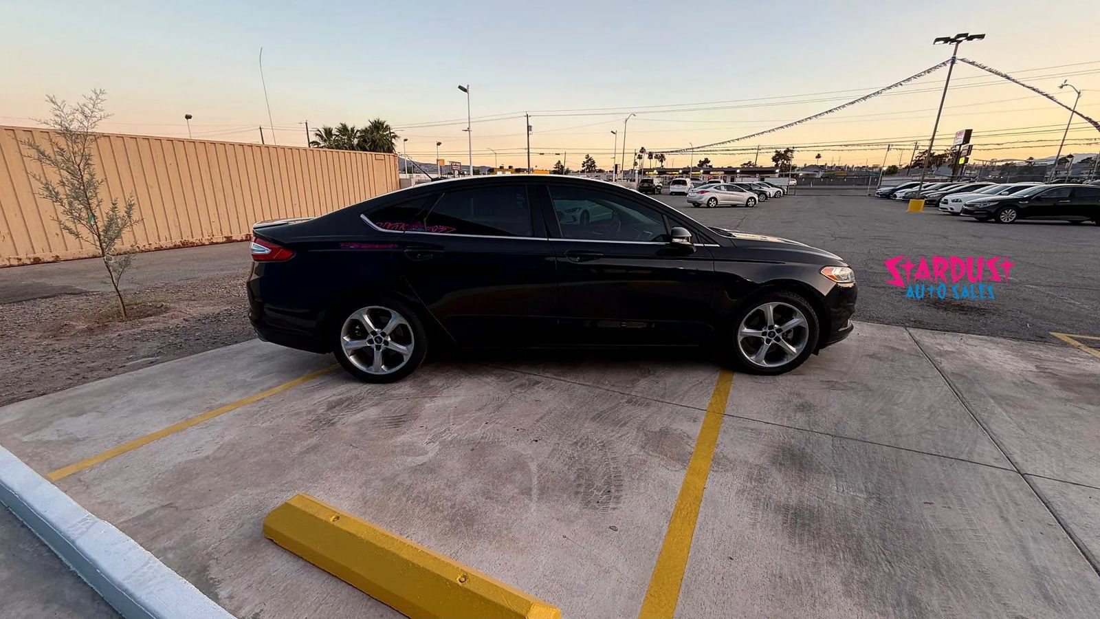 Used 2015 Ford Fusion SE w/ Equipment Group 201A FWD image 8