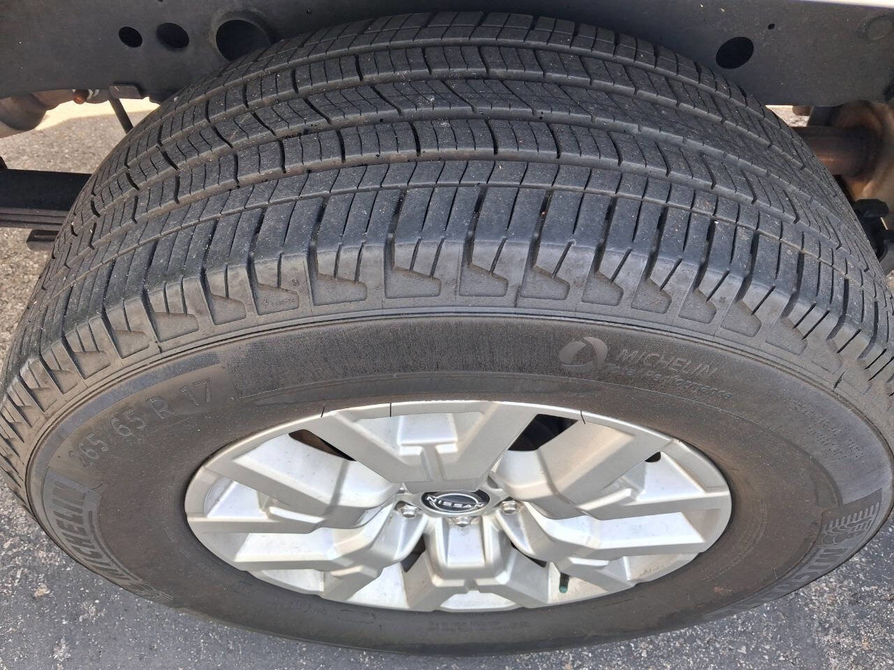 Used 2022 Nissan Frontier SV image 23