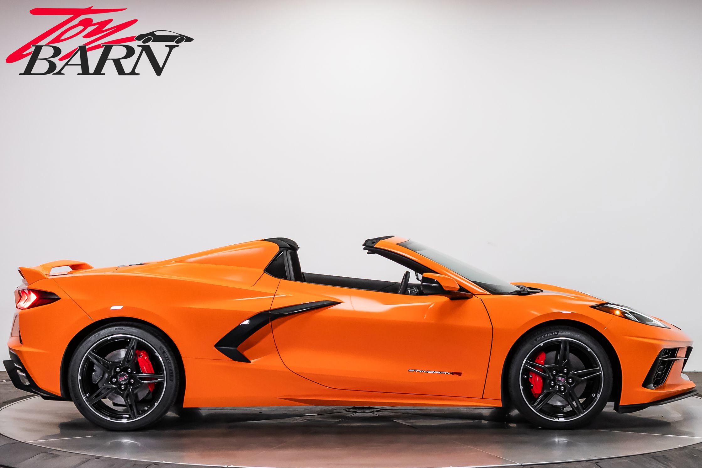 Used 2023 Chevrolet Corvette Stingray Preferred Conv w/ Z51 Performance Package RWD image 6