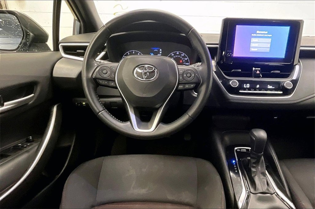Used 2023 Toyota Corolla SE w/ SE Premium Package image 4