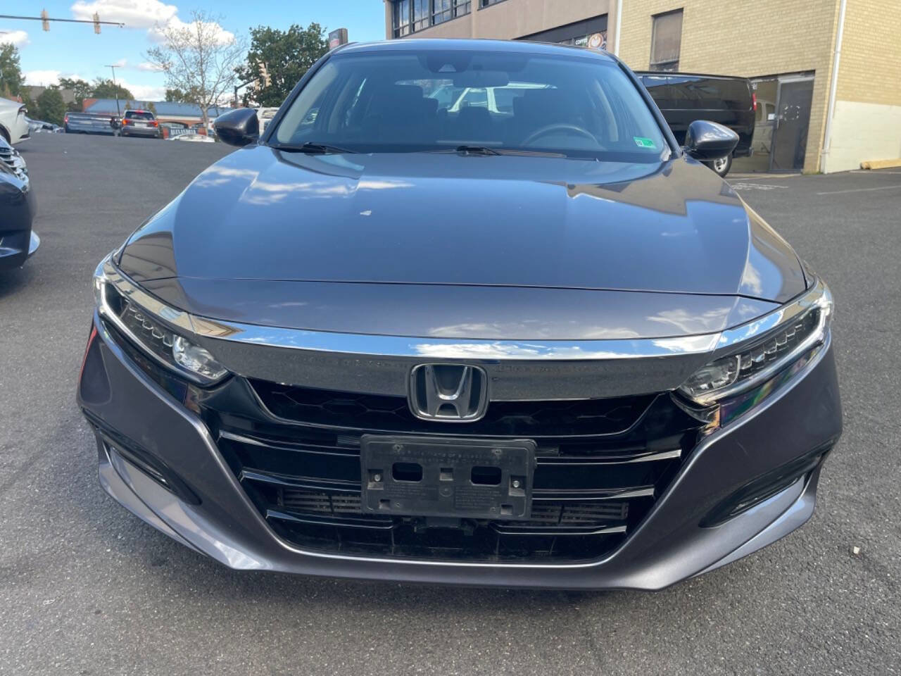 Used 2018 Honda Accord EX image 3