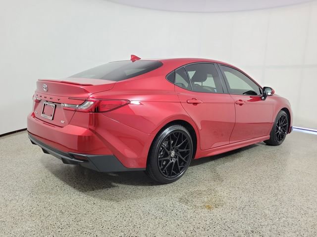 Used 2026 Toyota Camry SE FWD image 5