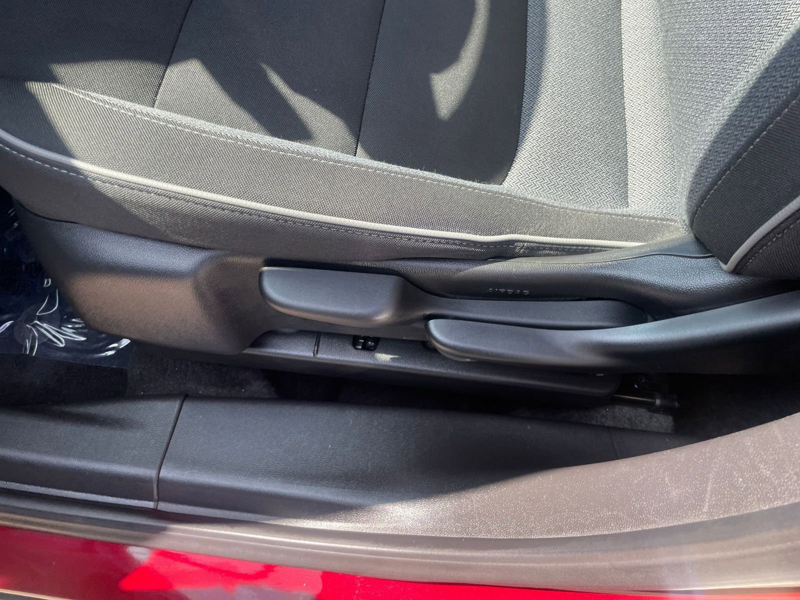 Used 2025 Chevrolet TrailBlazer LT FWD image 22