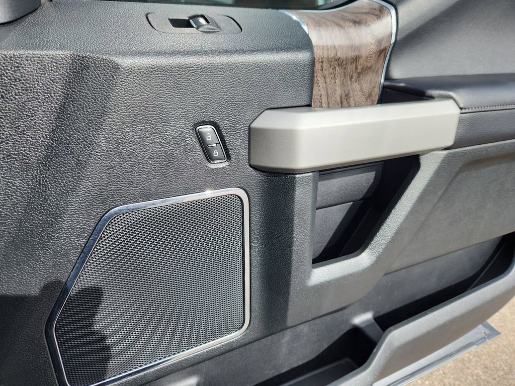 Used 2018 Ford F350 Lariat w/ Lariat Ultimate Package image 15