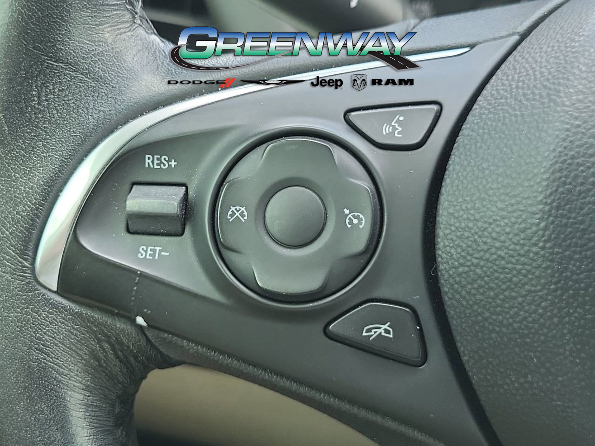 Used 2020 Buick Enclave Essence w/ LPO, Floor Liner Package FWD image 24