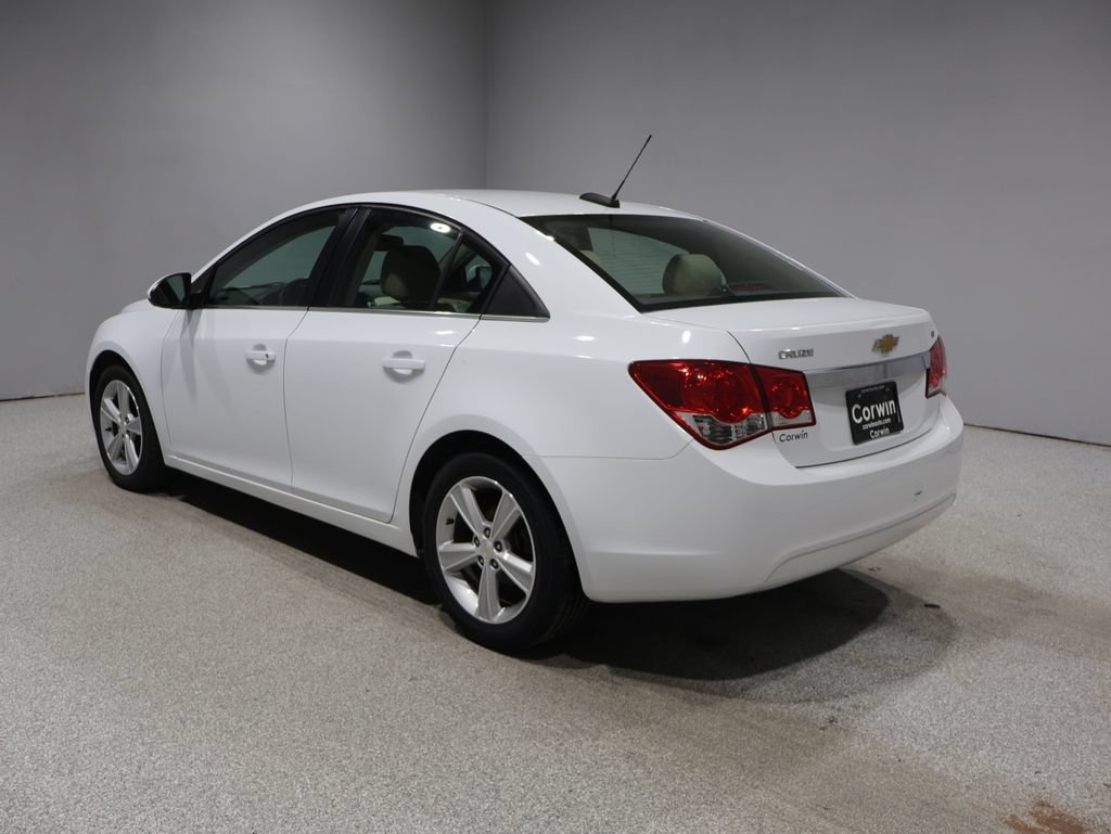 Used 2015 Chevrolet Cruze LT FWD image 4
