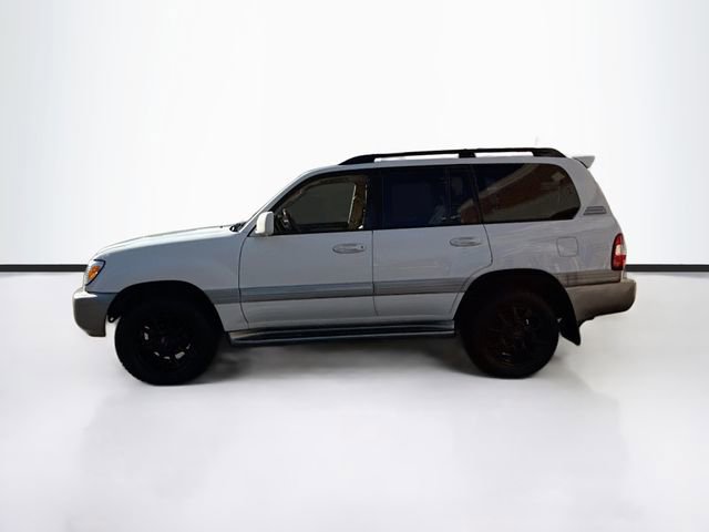 Used 2007 Toyota Land Cruiser w/ Convenience Pkg image 9