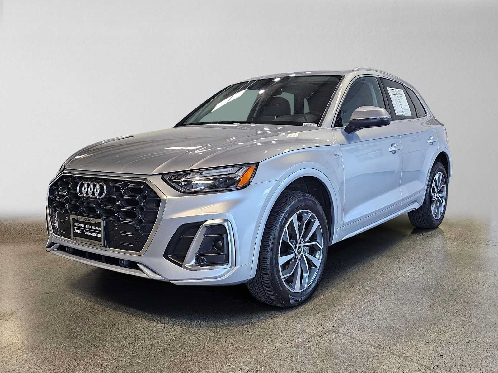 Used 2023 Audi Q5 2.0T Premium Plus w/ Premium Plus Package AWD/4WD image 7