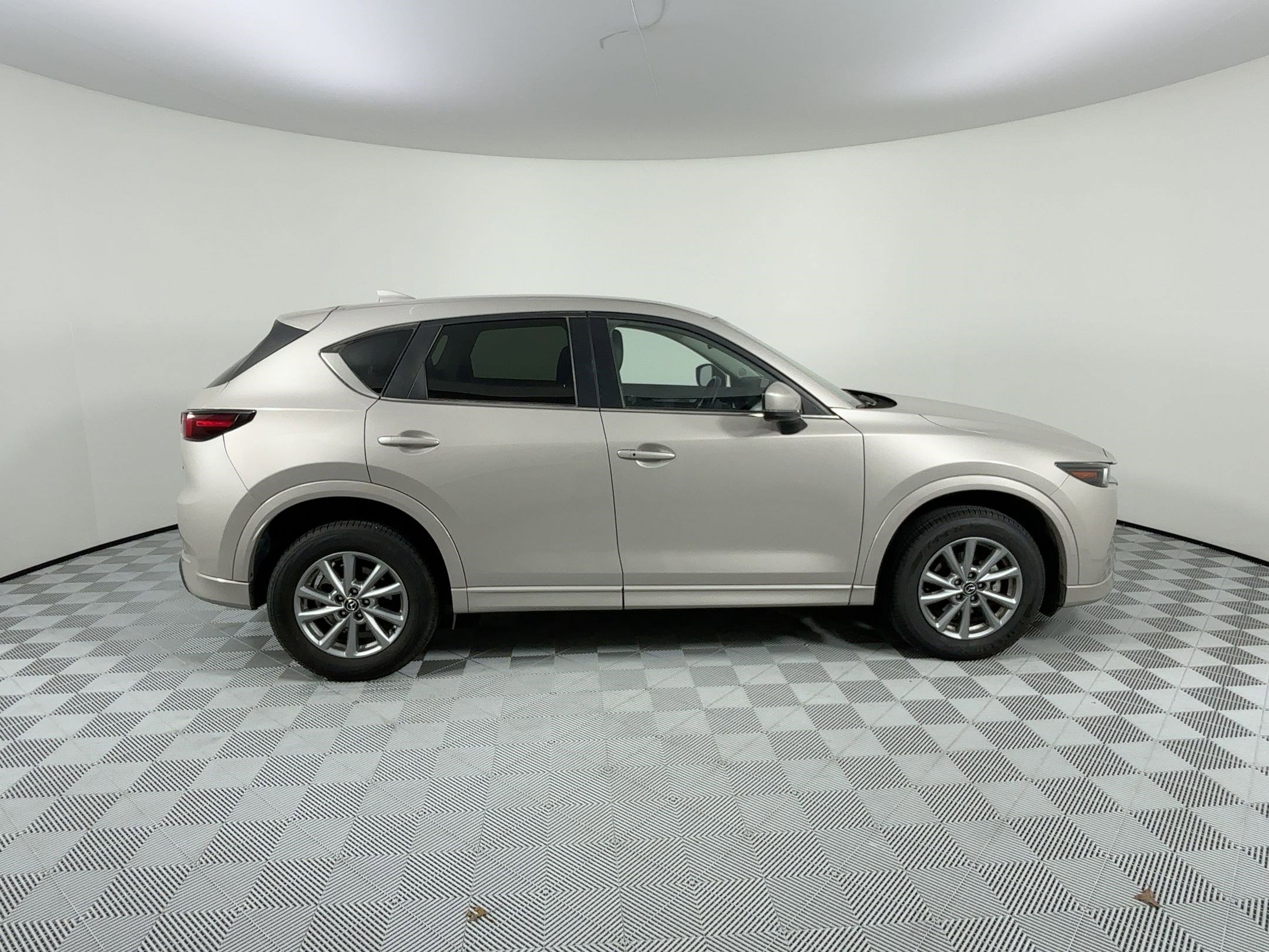 Used 2024 MAZDA CX-5 AWD 2.5 S w/ Select Package image 8