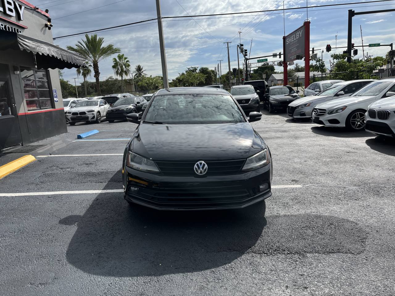 Used 2018 Volkswagen Jetta Sport FWD image 2