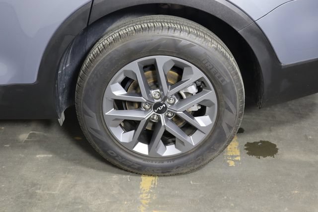 Certified 2024 Kia Telluride LX FWD image 44