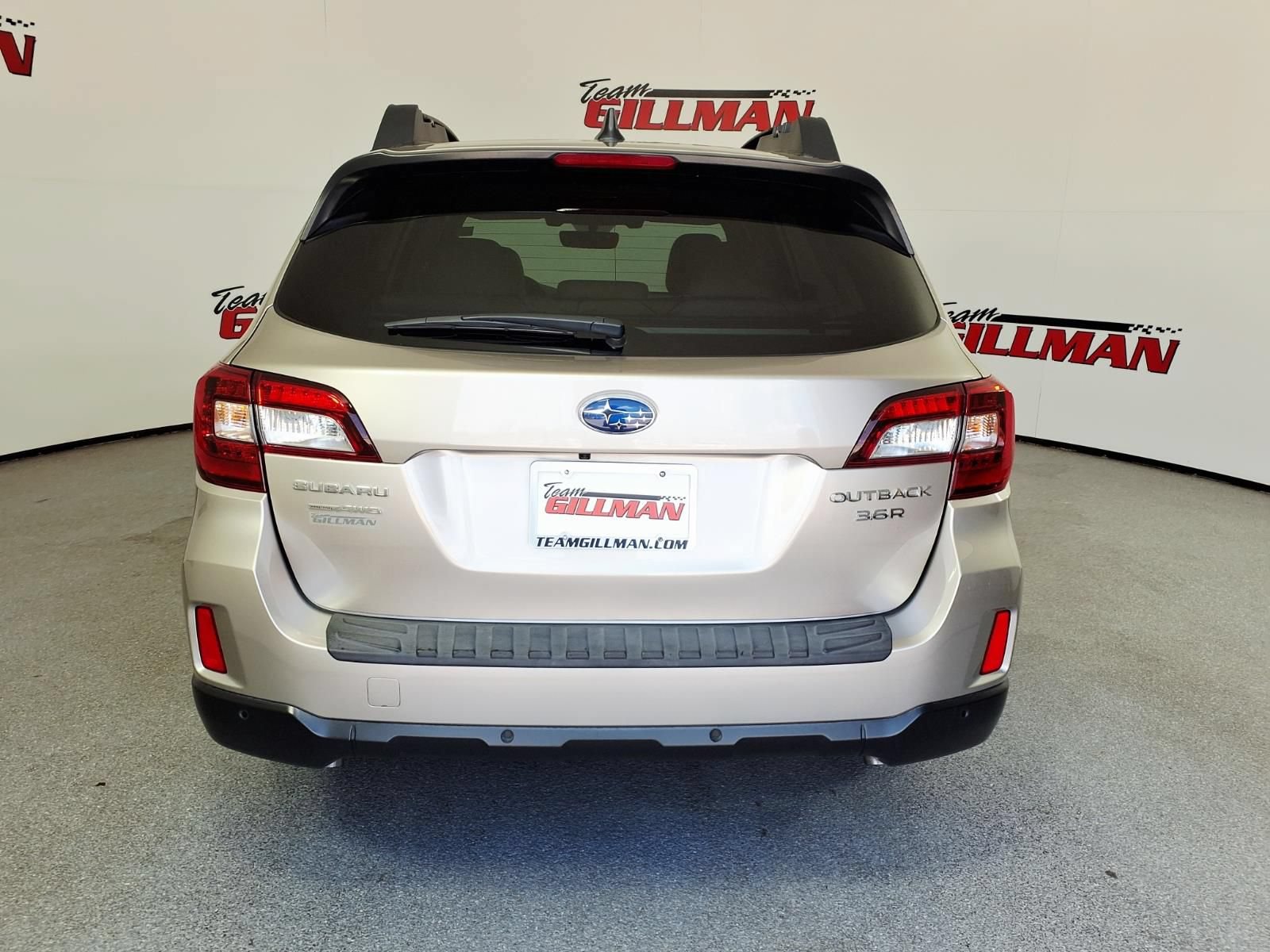 Used 2017 Subaru Outback 3.6R Limited AWD/4WD image 8