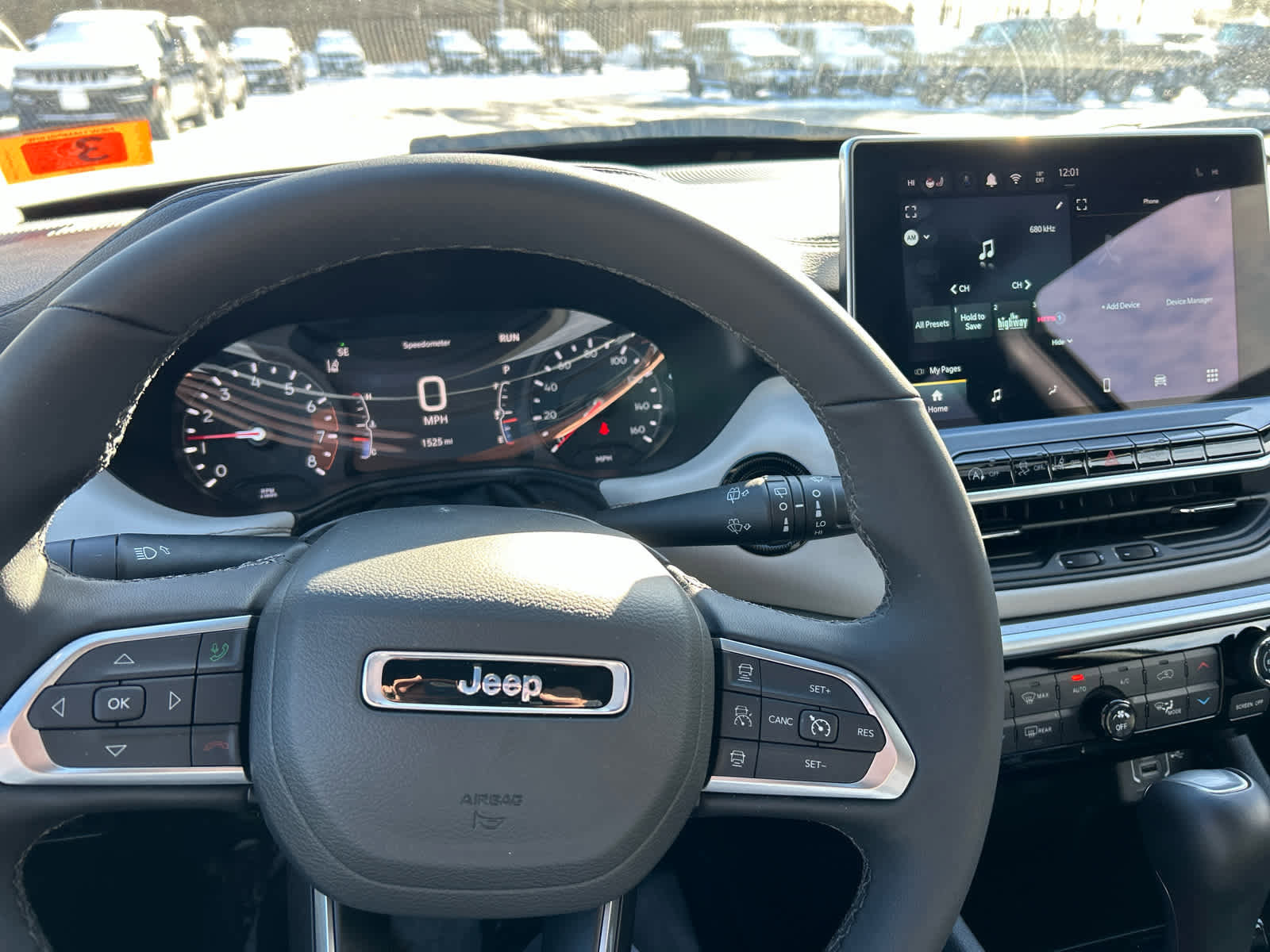 Used 2025 Jeep Compass Limited w/ Sun & Sound Group image 46