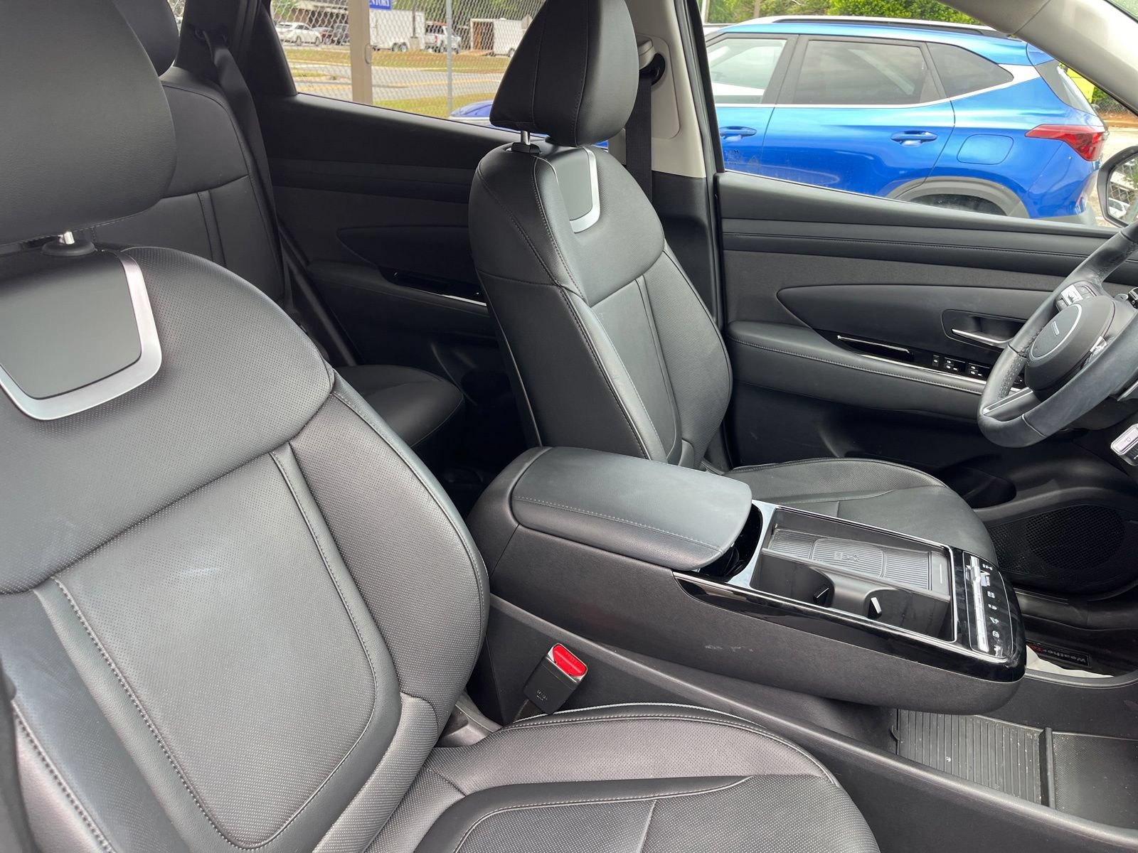 Used 2025 Hyundai Tucson Limited AWD/4WD image 25