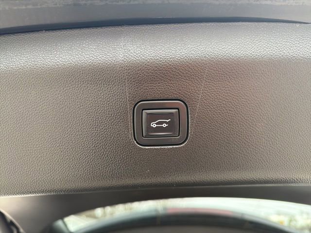 Certified 2023 Buick Enclave Essence w/ Sport Touring Edition FWD image 15