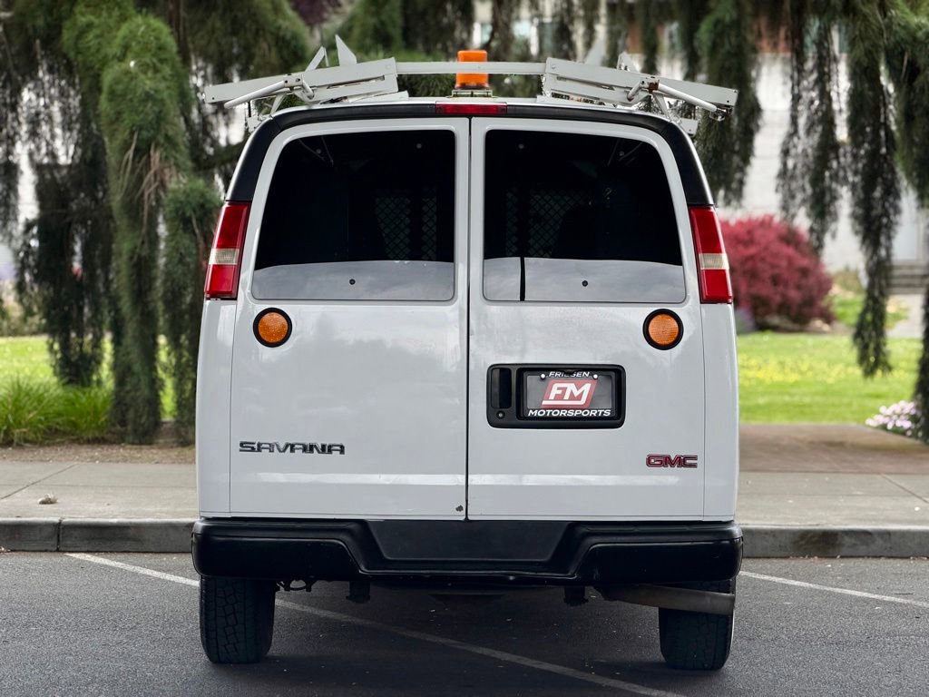 Used 2007 GMC Savana 2500 RWD image 6