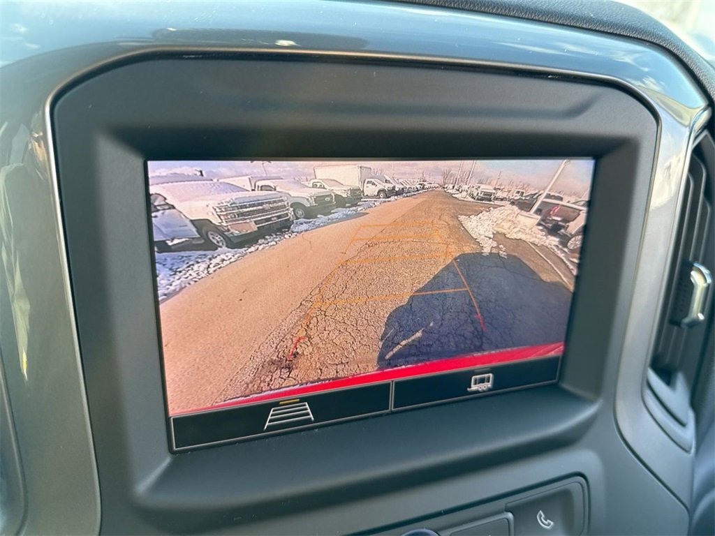 Used 2022 Chevrolet Silverado 1500 Custom image 17