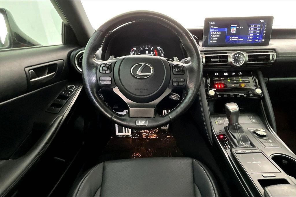 Used 2022 Lexus IS 350 F Sport image 7