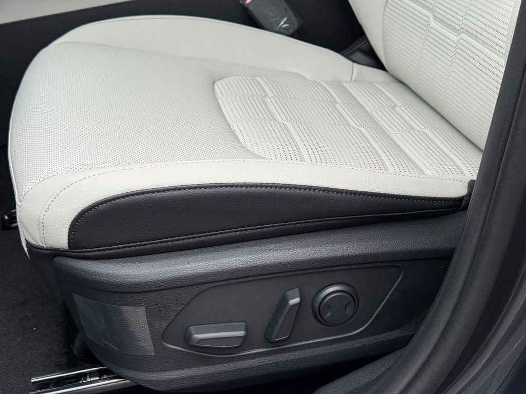 New 2026 Kia Sportage SX Prestige image 22