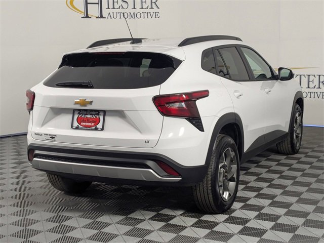 Certified 2025 Chevrolet Trax LT w/ LT Convenience Package image 7