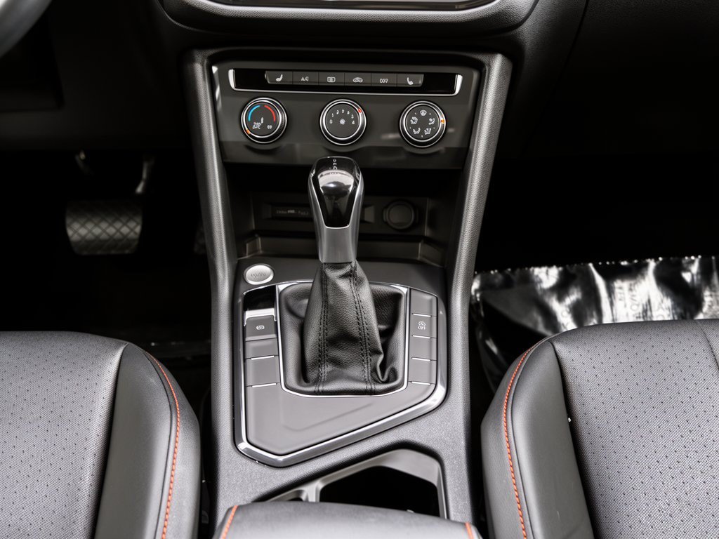 Used 2024 Volkswagen Tiguan Wolfsburg Edition FWD image 22