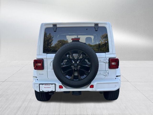 Used 2021 Jeep Wrangler Unlimited Sahara AWD/4WD image 7