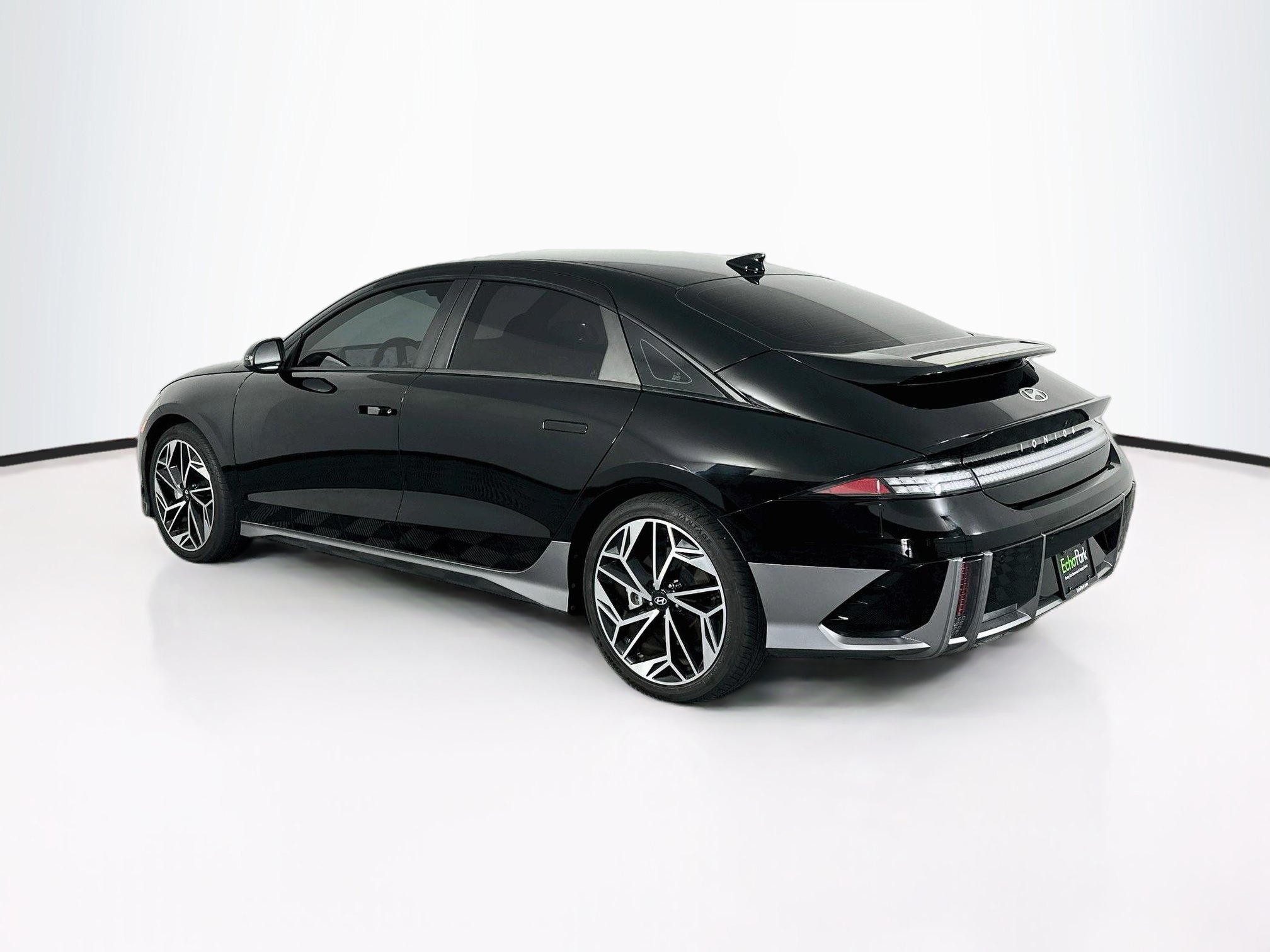 Used 2023 Hyundai Ioniq 6 SEL RWD image 5