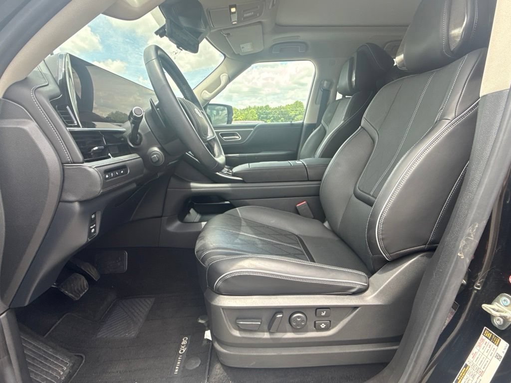 Used 2025 INFINITI QX80 Sensory AWD/4WD image 13