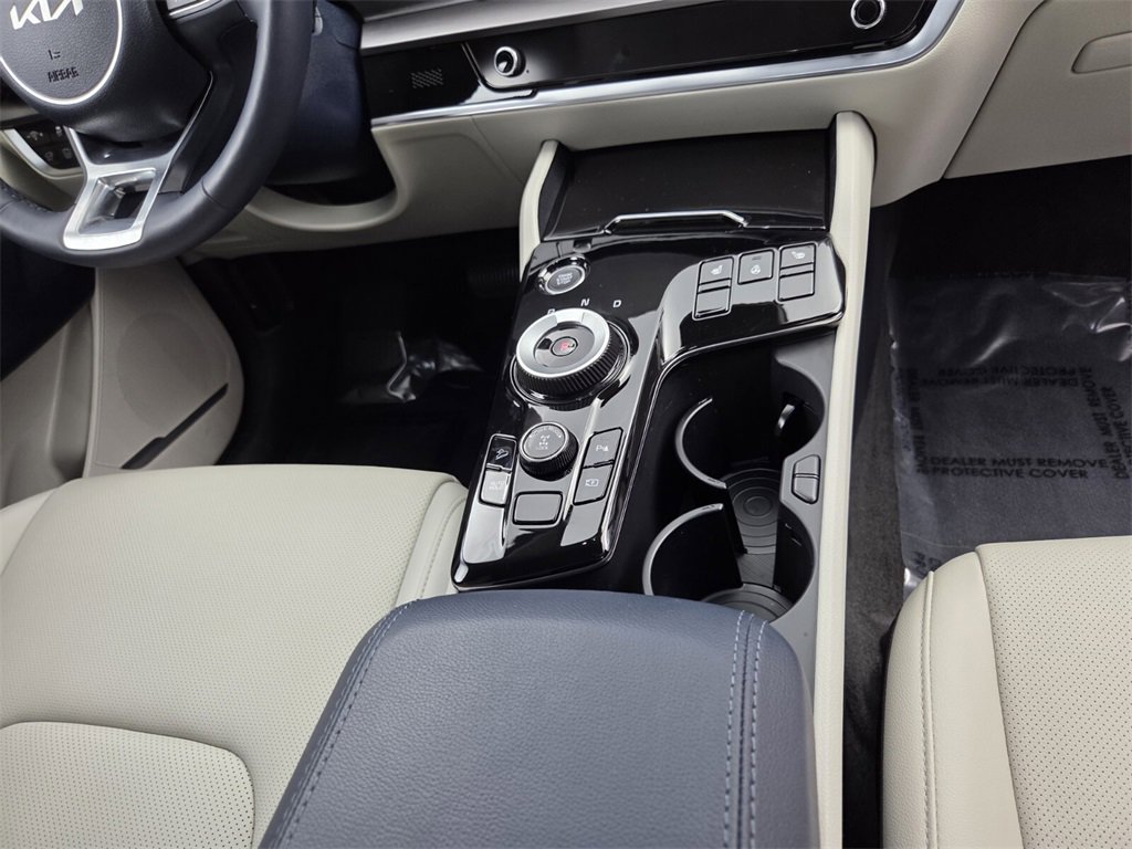 Used 2023 Kia Sportage EX w/ EX Premium Package image 17