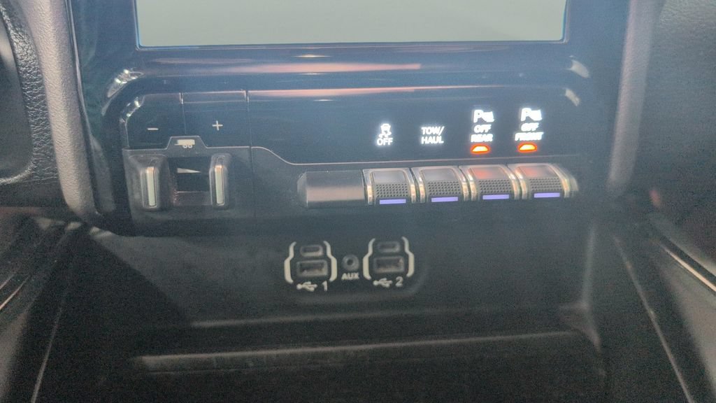 Used 2022 RAM 1500 Sport w/ Rebel Level 2 Equipment Group AWD/4WD image 15