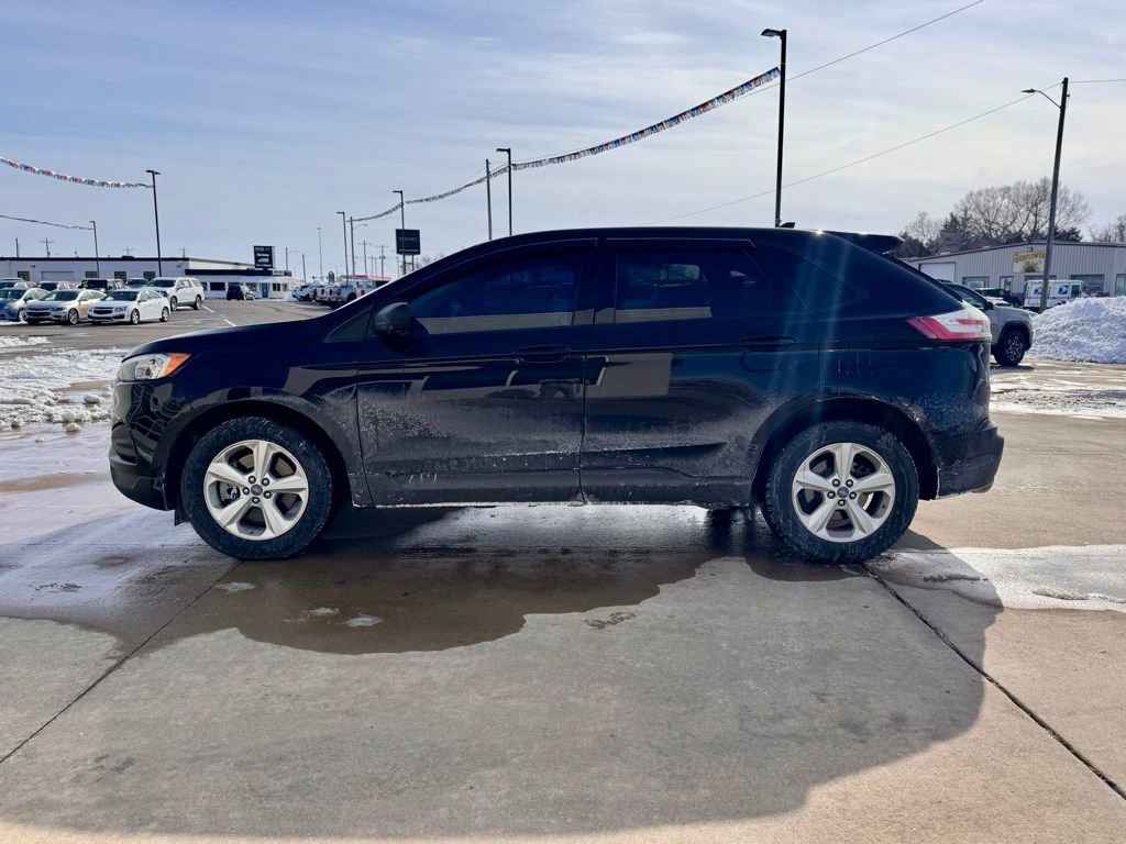 Used 2019 Ford Edge SE image 7