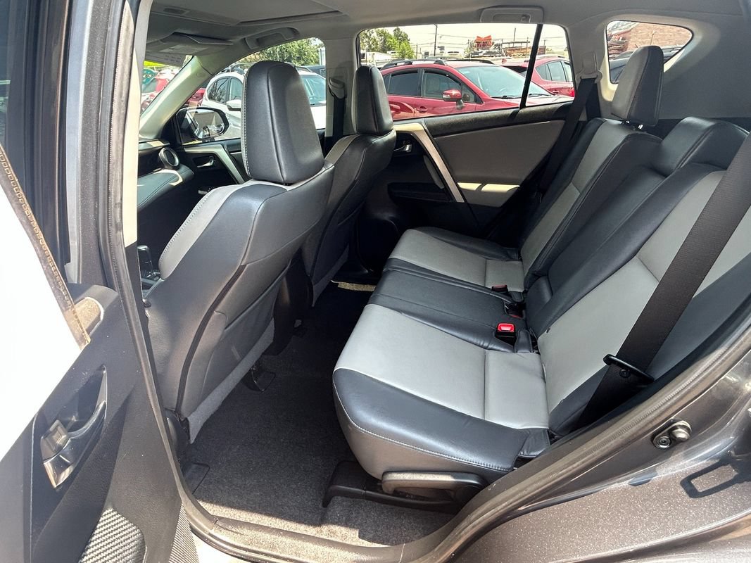 Used 2015 Toyota RAV4 Limited w/ Technology Package AWD/4WD image 20